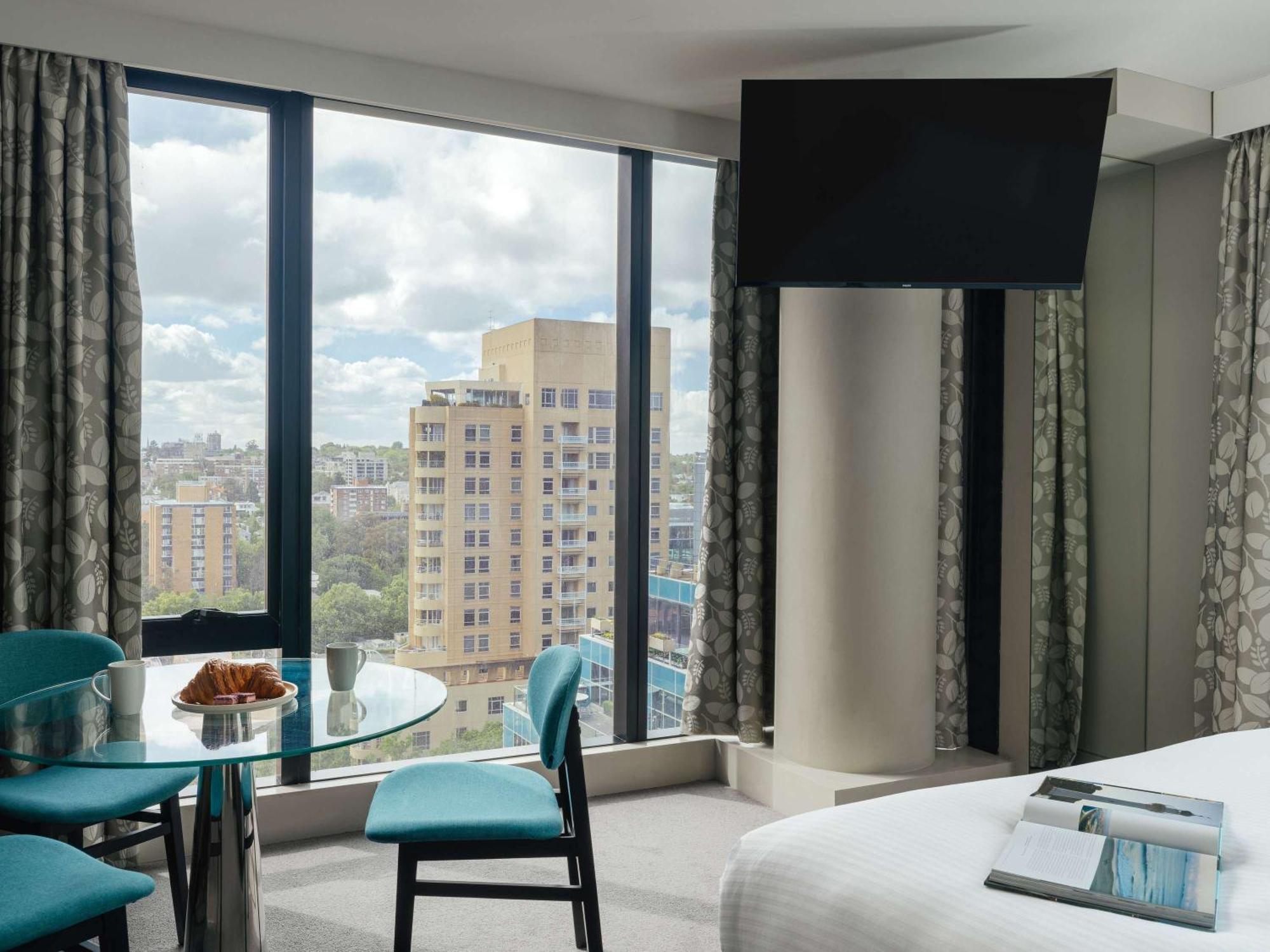 The Olsen Melbourne Art Series Экстерьер фото A room at the hotel