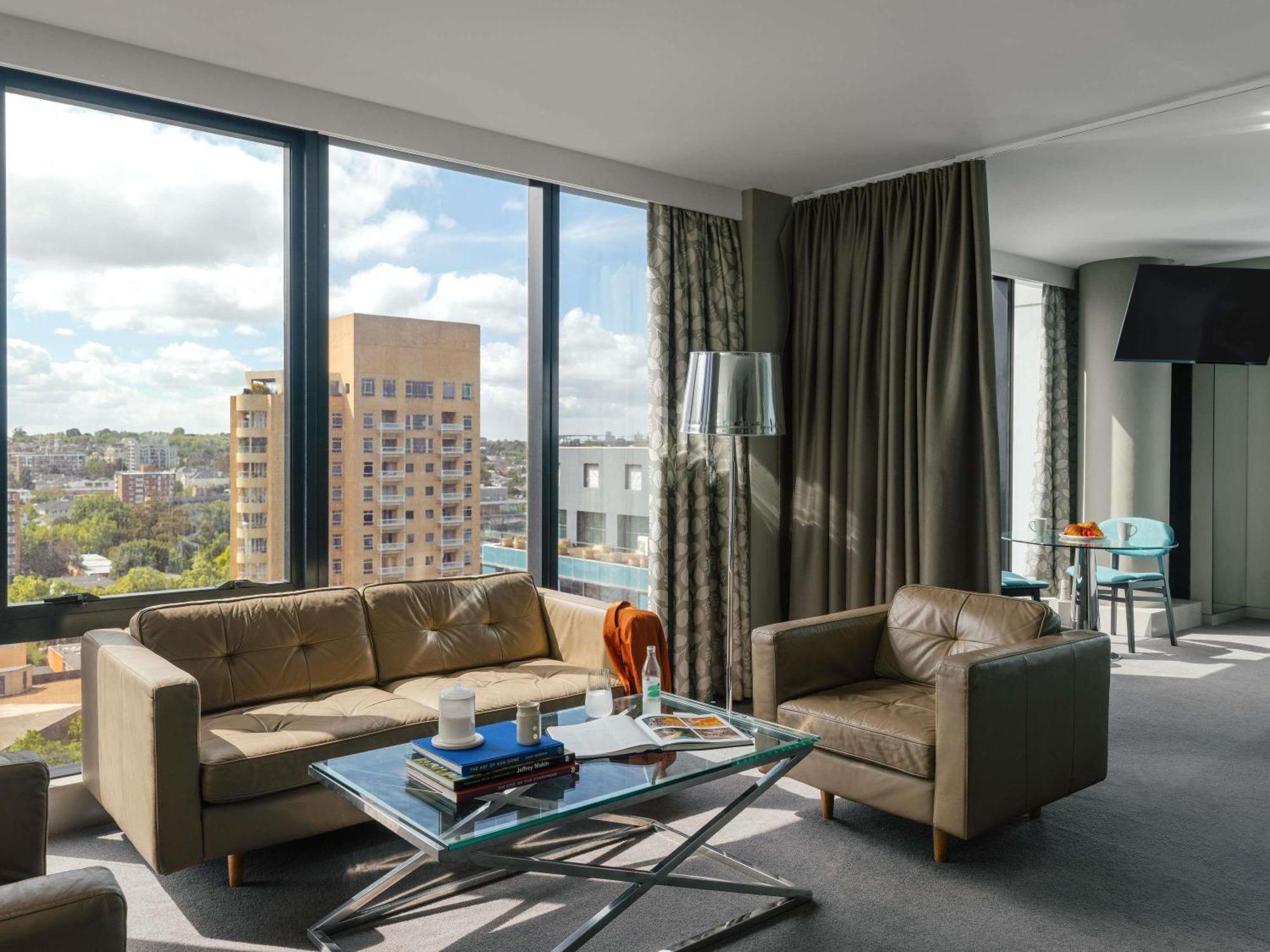 The Olsen Melbourne Art Series Экстерьер фото